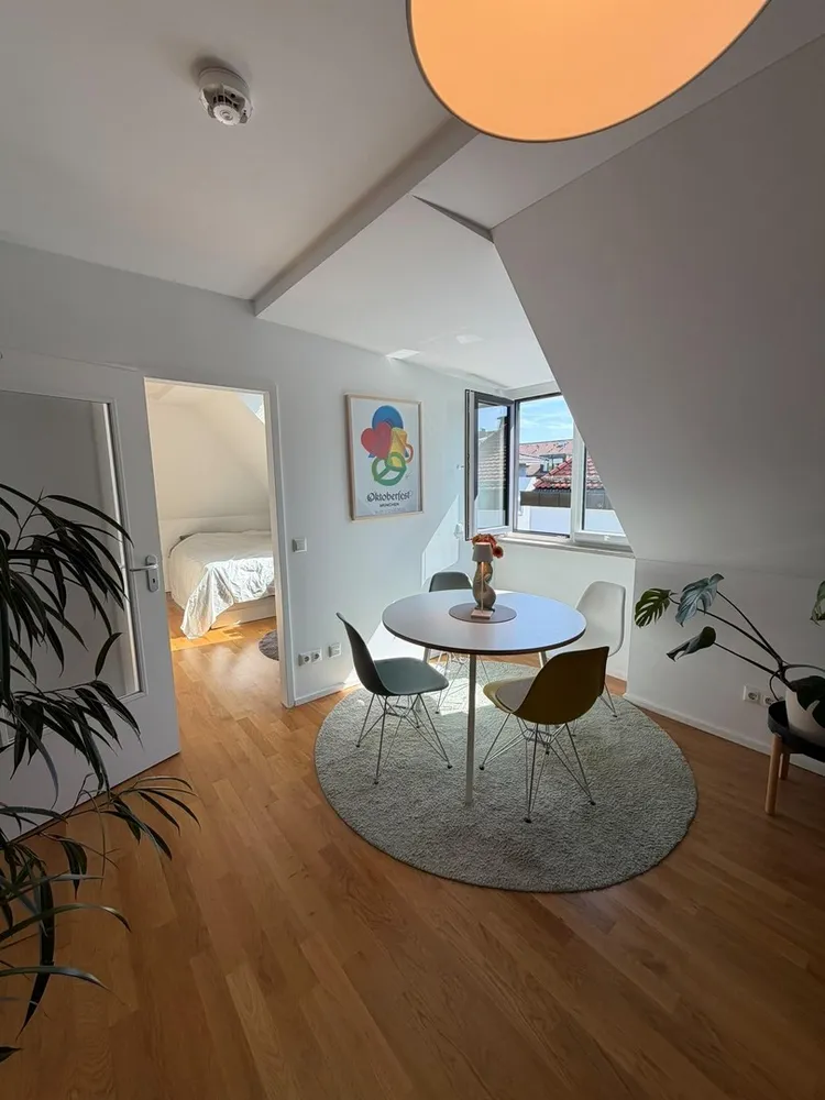 3 Zimmer Wohnung mit 58 m² in München – Bild 2