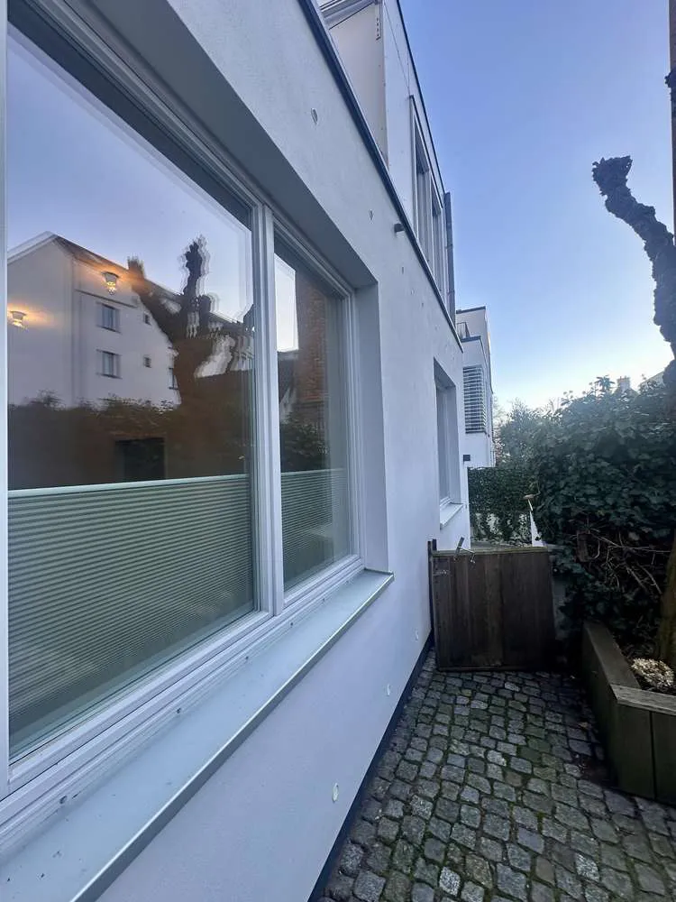 3 Zimmer Wohnung mit 93 m² in Hamburg – Bild 2