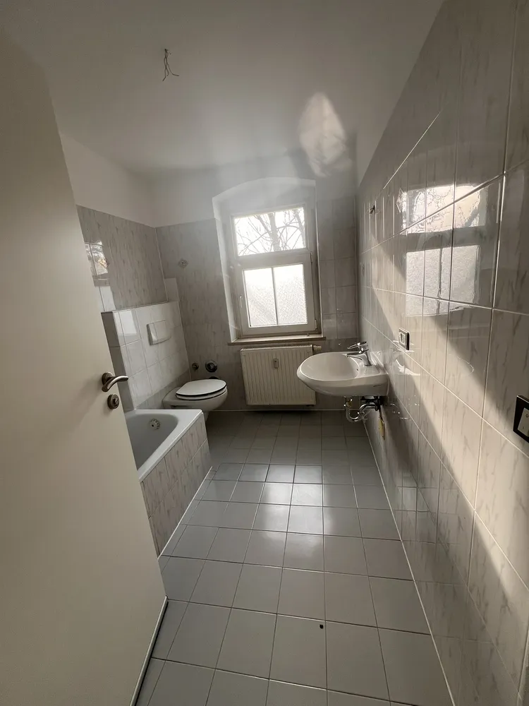 2 Zimmer Wohnung mit 59 m² in Halle (Saale) – Bild 1