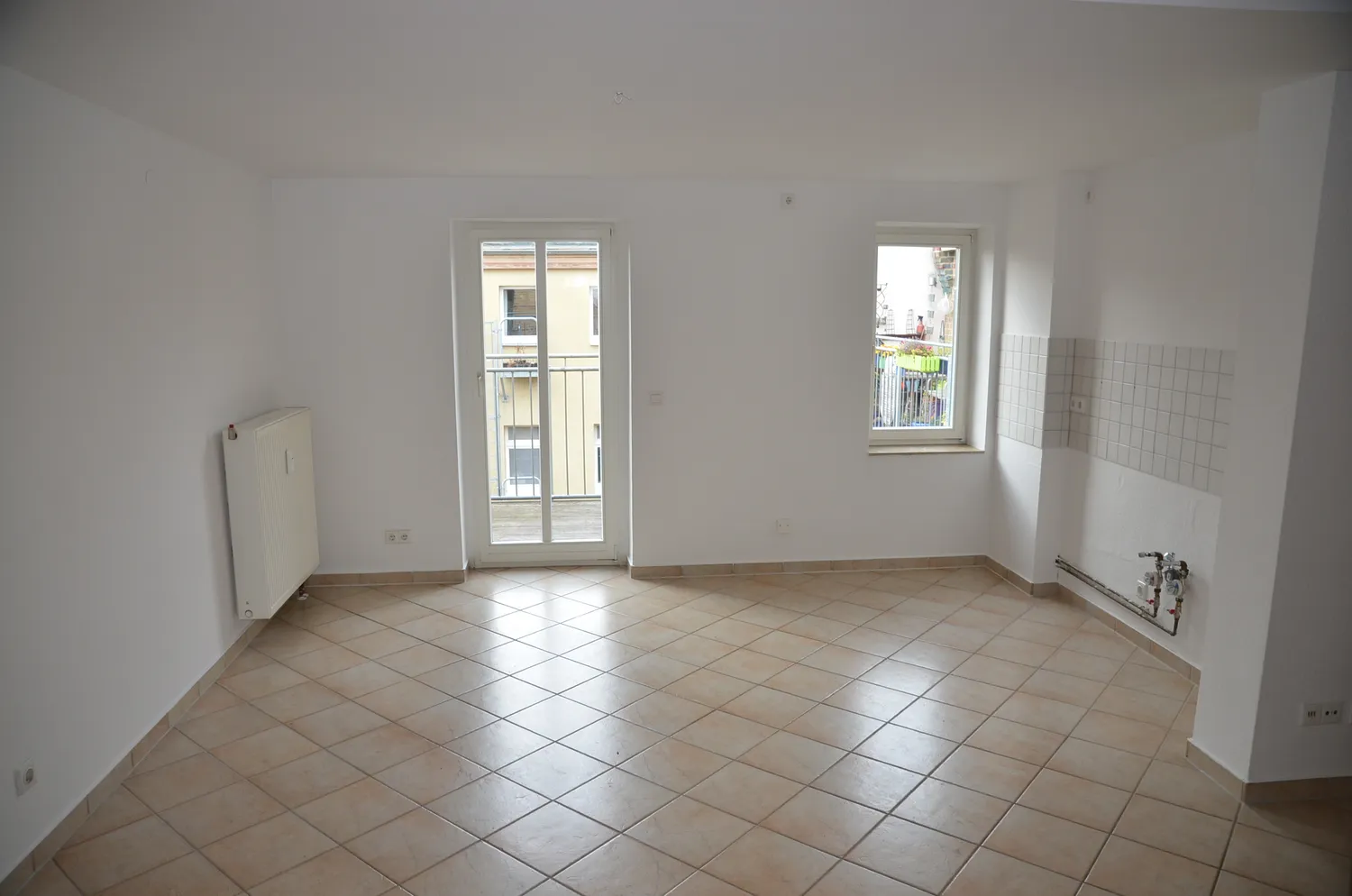 3 Zimmer Wohnung mit 94 m² in Halle (Saale) – Bild 3