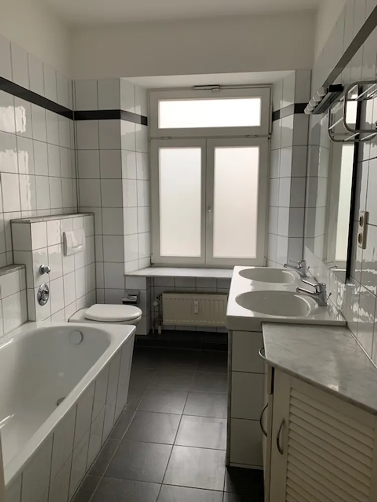 2 Zimmer Wohnung mit 75 m² in Grevenbroich – Bild 12