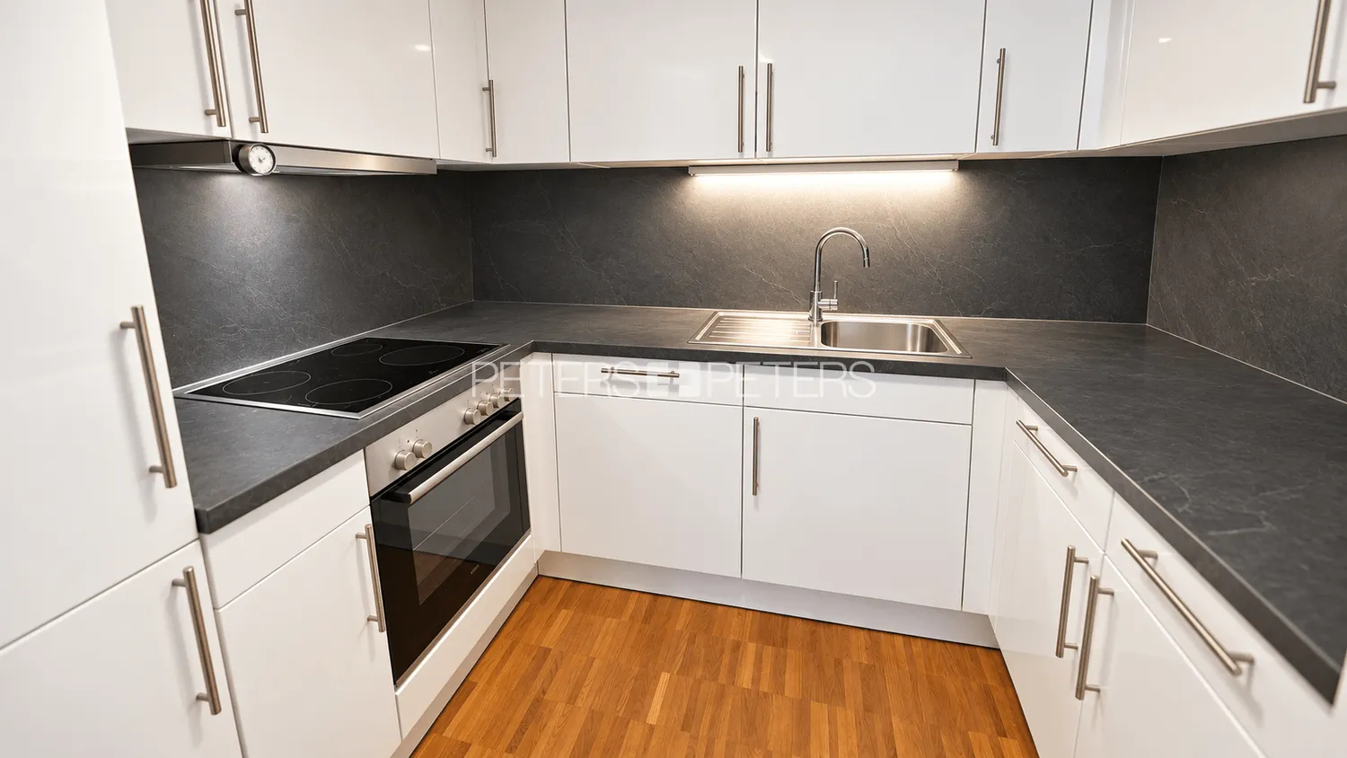 4 Zimmer Wohnung mit 102 m² in Hamburg – Bild 2