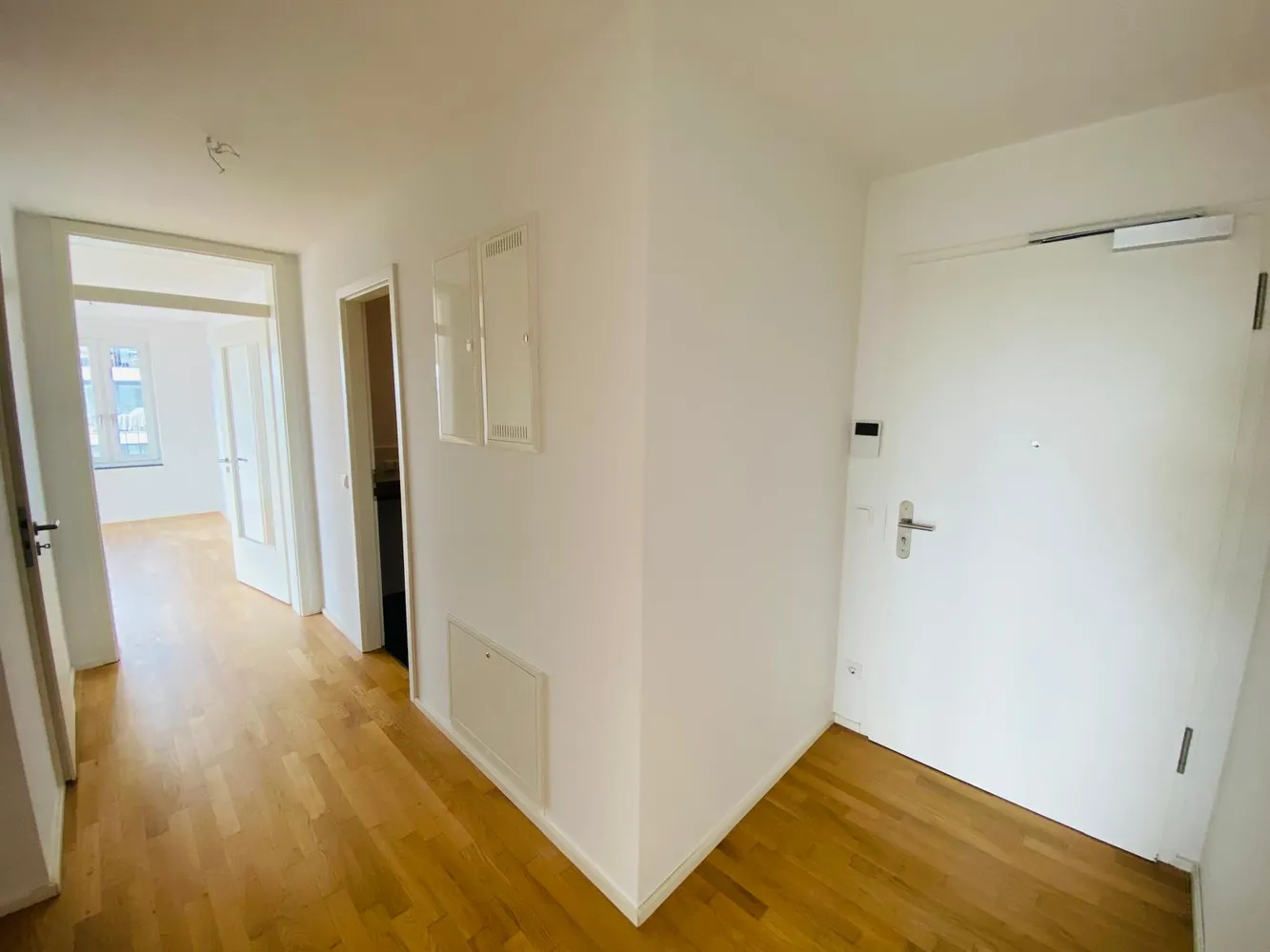 3 Zimmer Wohnung mit 77 m² in Berlin – Bild 2
