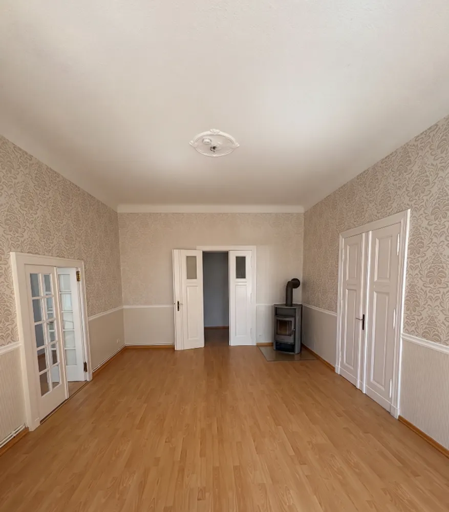3 Zimmer Wohnung mit 117 m² in Berlin – Bild 2