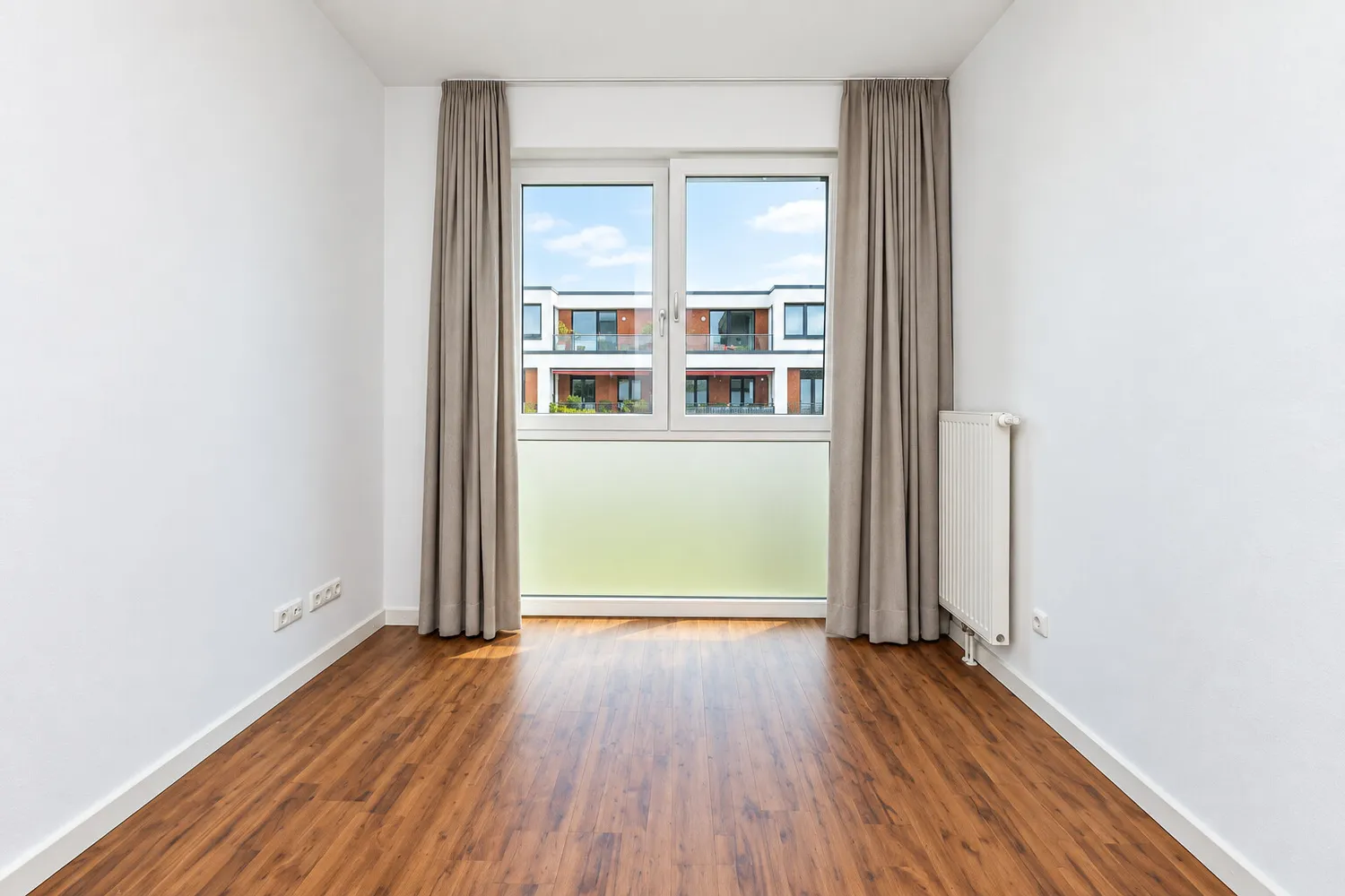 4 Zimmer Wohnung mit 115 m² in Stade – Bild 2