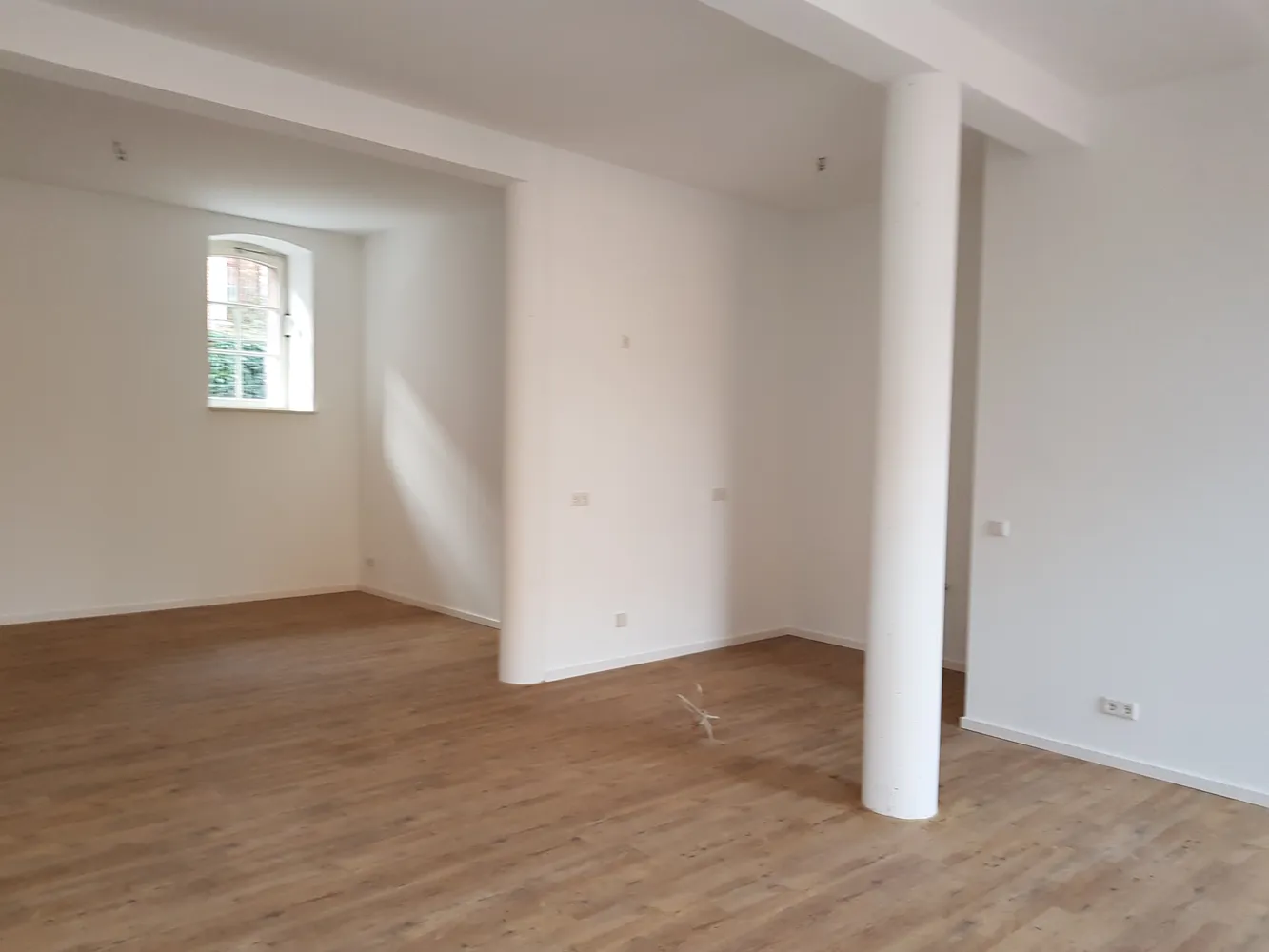1 Zimmer Wohnung mit 82 m² in Halle (Saale) – Bild 2
