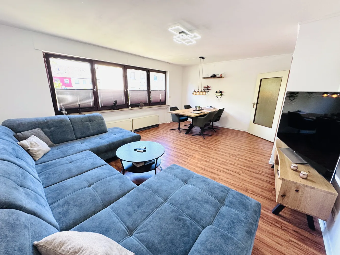 3 Zimmer Wohnung mit 85 m² in Hannover – Bild 2