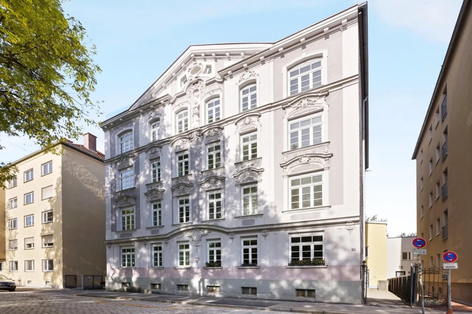 5 Zimmer Wohnung mit 169 m² in Augsburg – Bild 2