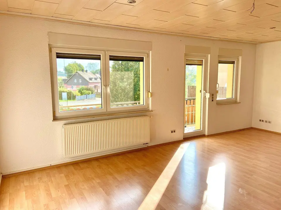 5 Zimmer Wohnung mit 120 m² in Hof – Bild 1