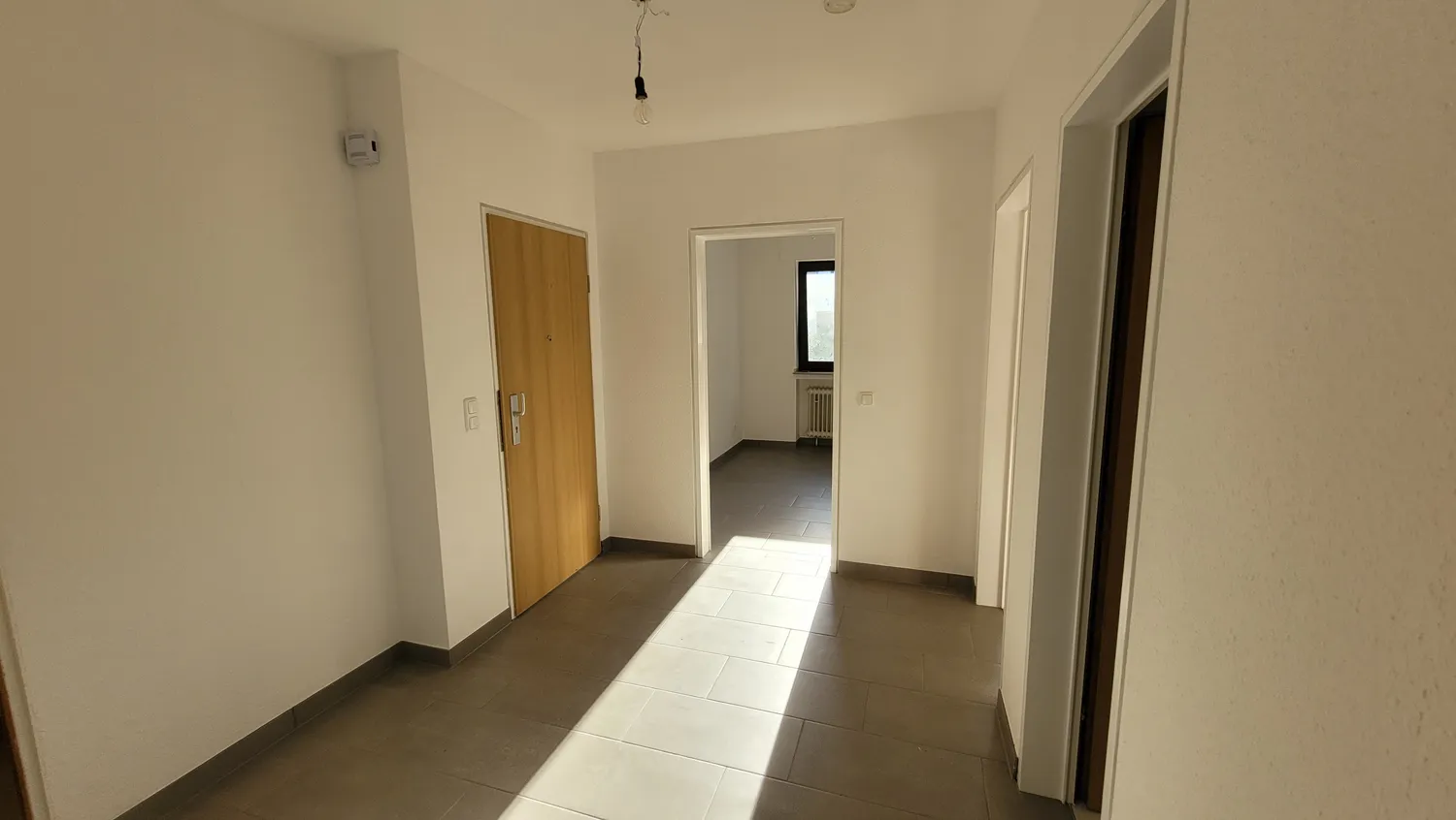 3 Zimmer Wohnung mit 76 m² in Köln – Bild 4