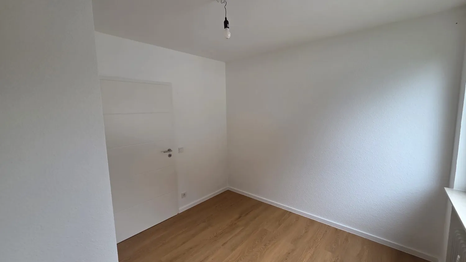 4 room apartment with 100 m² in Saarbrücken – Photo 3