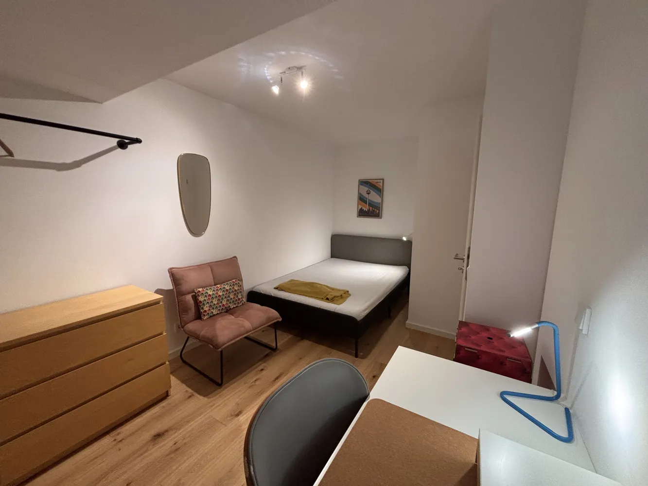 2 room apartment with 30 m² in Cologne – Photo 8