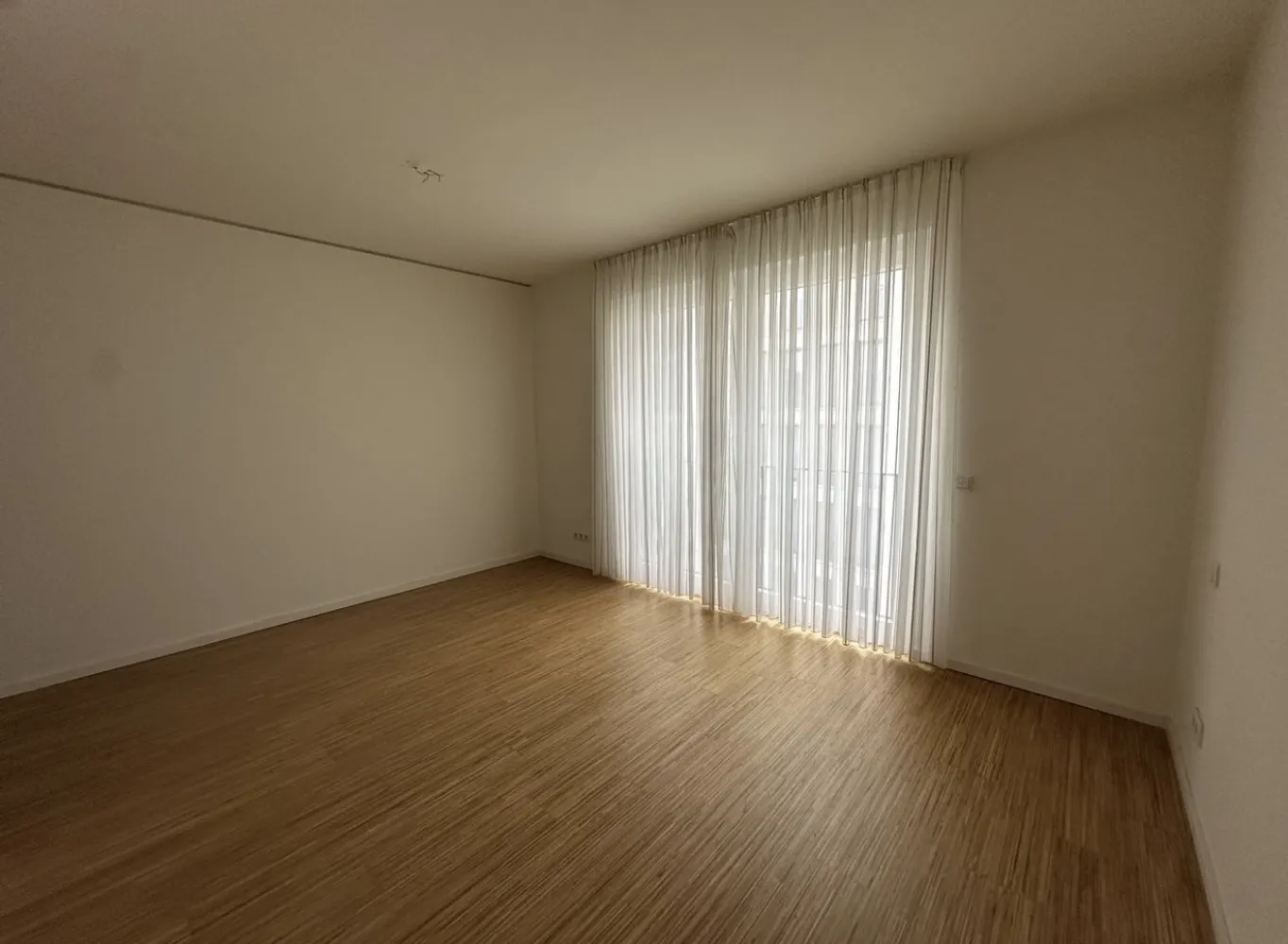 2 Zimmer Wohnung mit 69 m² in Köln – Bild 7