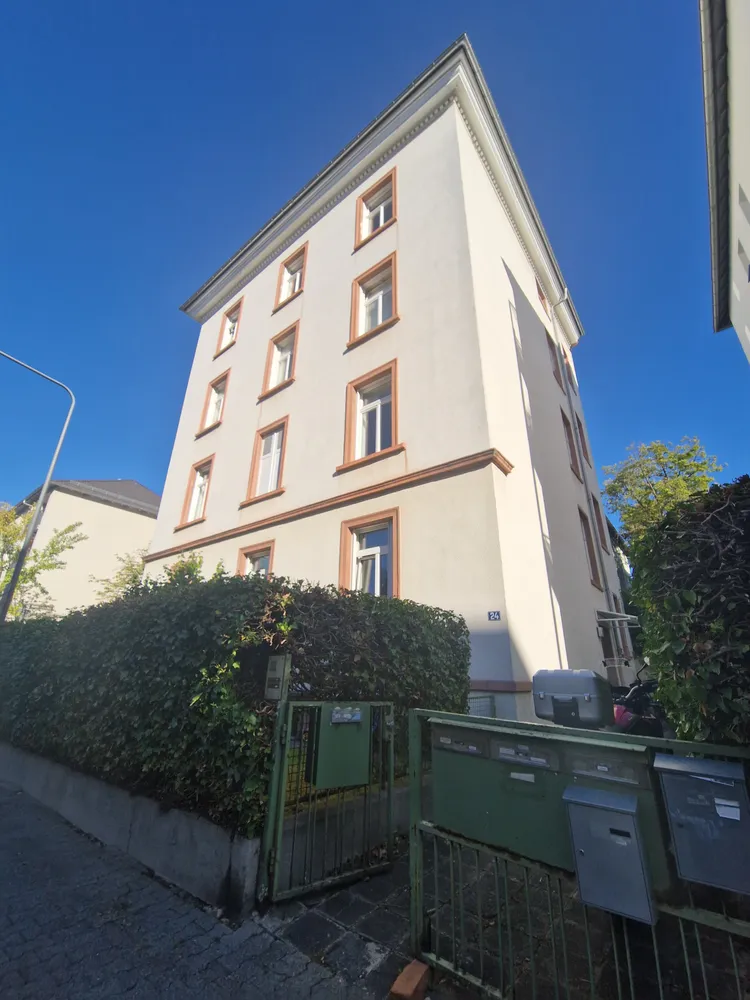 4 Zimmer Wohnung mit 116 m² in Frankfurt am Main – Bild 1