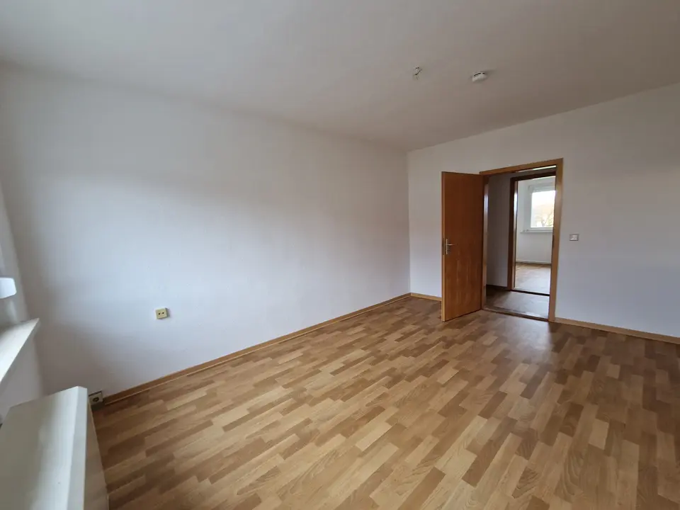 4 Zimmer Wohnung mit 80 m² in Grimma – Bild 2