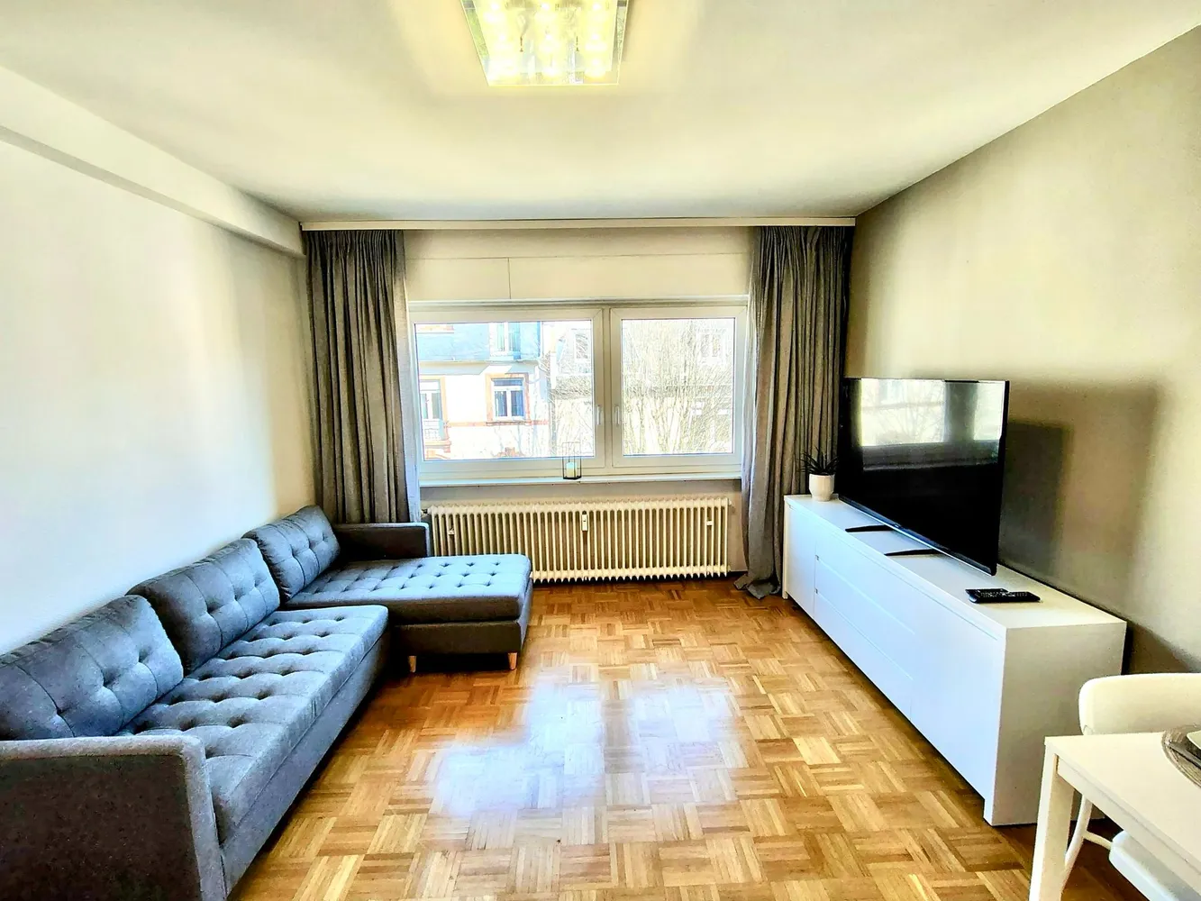 1 Zimmer Wohnung mit 28 m² in Frankfurt am Main – Bild 1