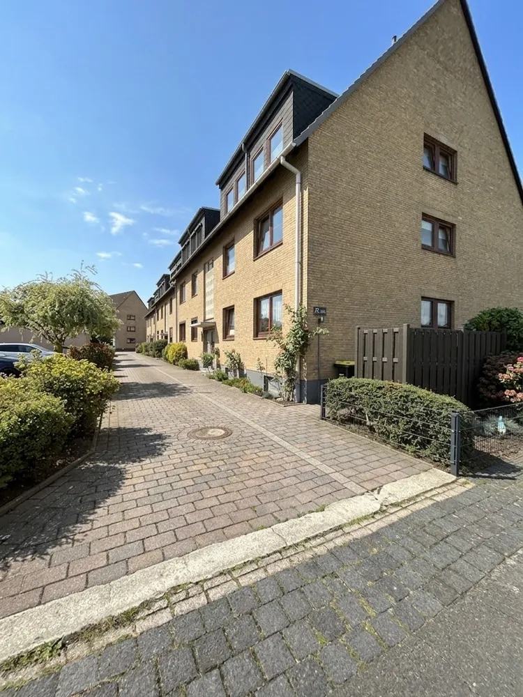3 Zimmer Wohnung mit 83 m² in Bremerhaven – Bild 1