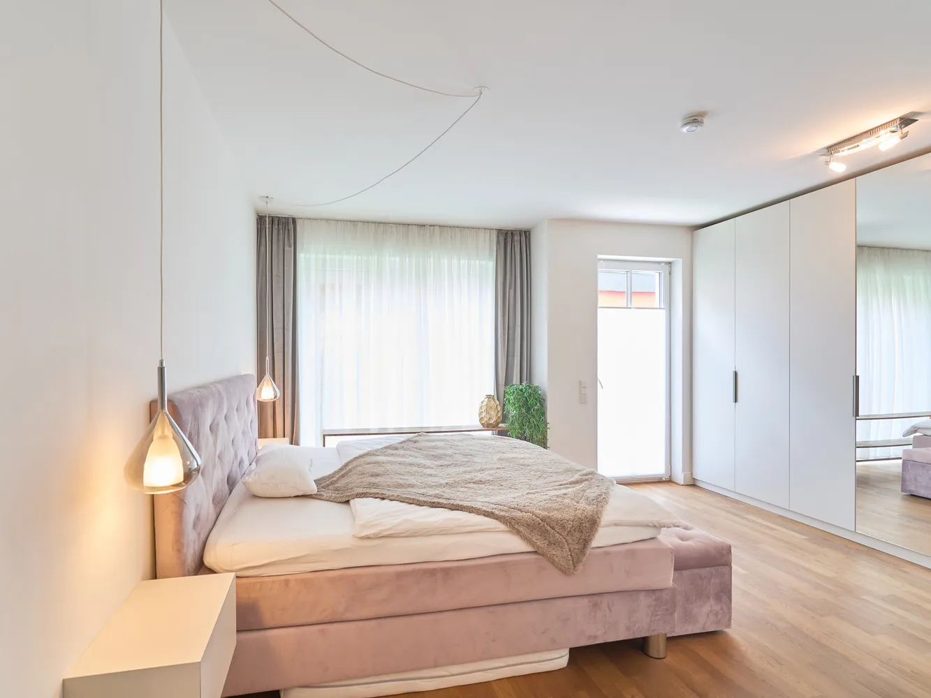 4 Zimmer Wohnung mit 181 m² in München – Bild 5