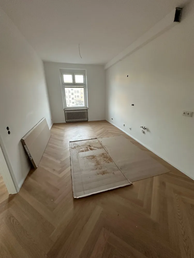 2 Zimmer Wohnung mit 80 m² in Düsseldorf – Bild 2