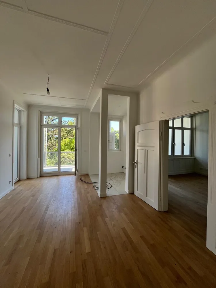 4 Zimmer Wohnung mit 155 m² in Stuttgart – Bild 2