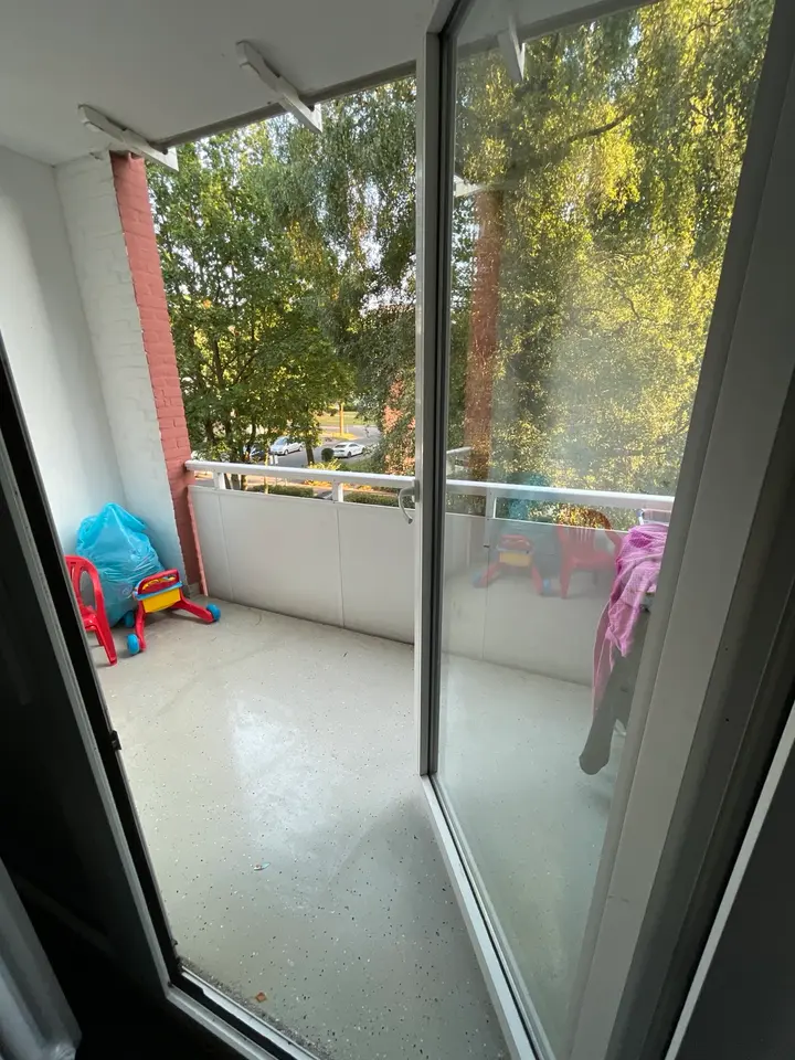 4 Zimmer Wohnung mit 90 m² in Oldenburg – Bild 2