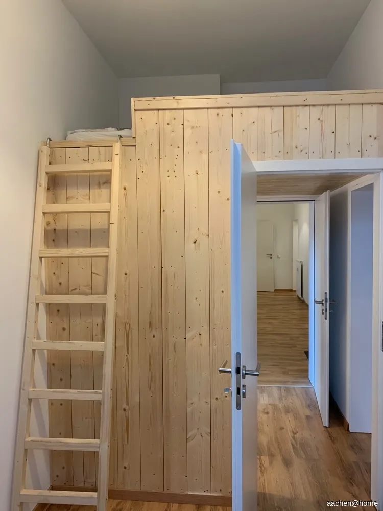 9 Zimmer Wohnung mit 200 m² in Aachen – Bild 10