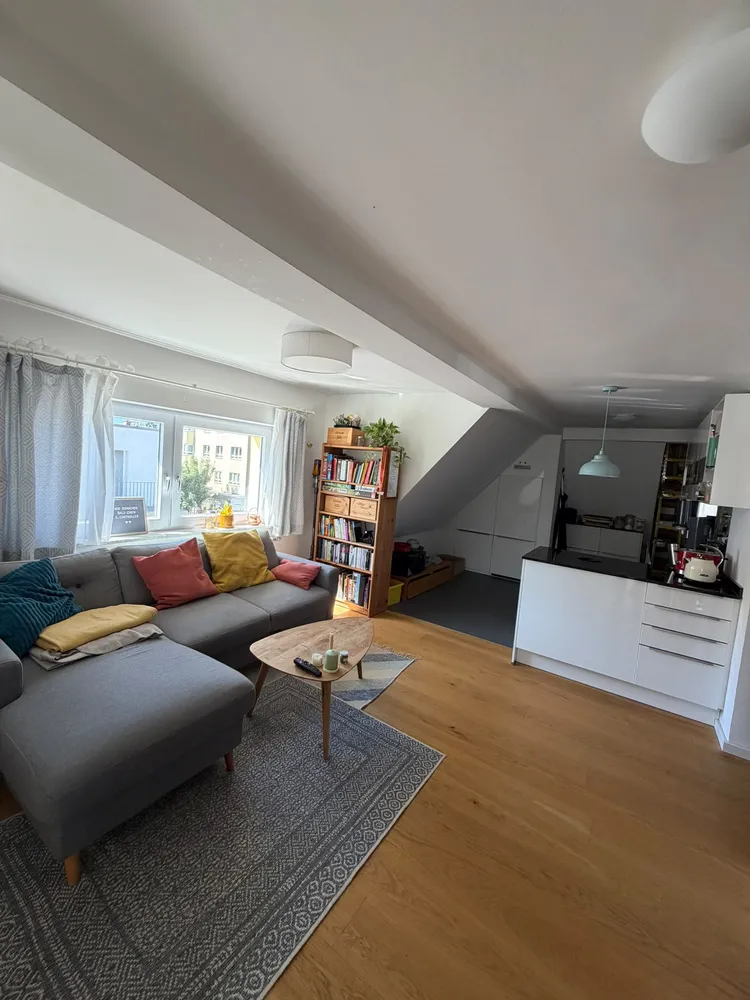 2 Zimmer Wohnung mit 55 m² in München – Bild 2