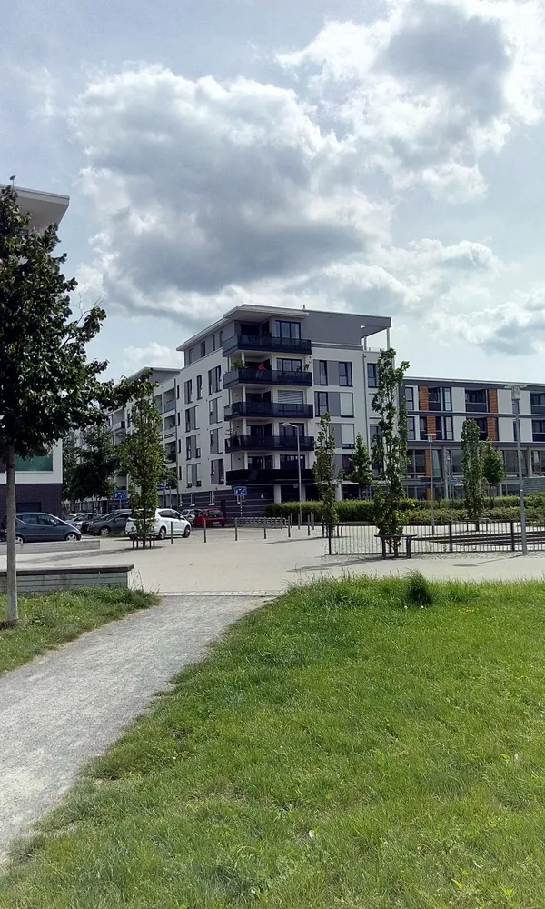 4 Zimmer Wohnung mit 109 m² in Karlsruhe – Bild 2