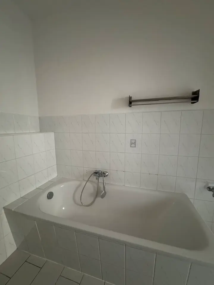 2 Zimmer Wohnung mit 55 m² in Altenburg – Bild 8