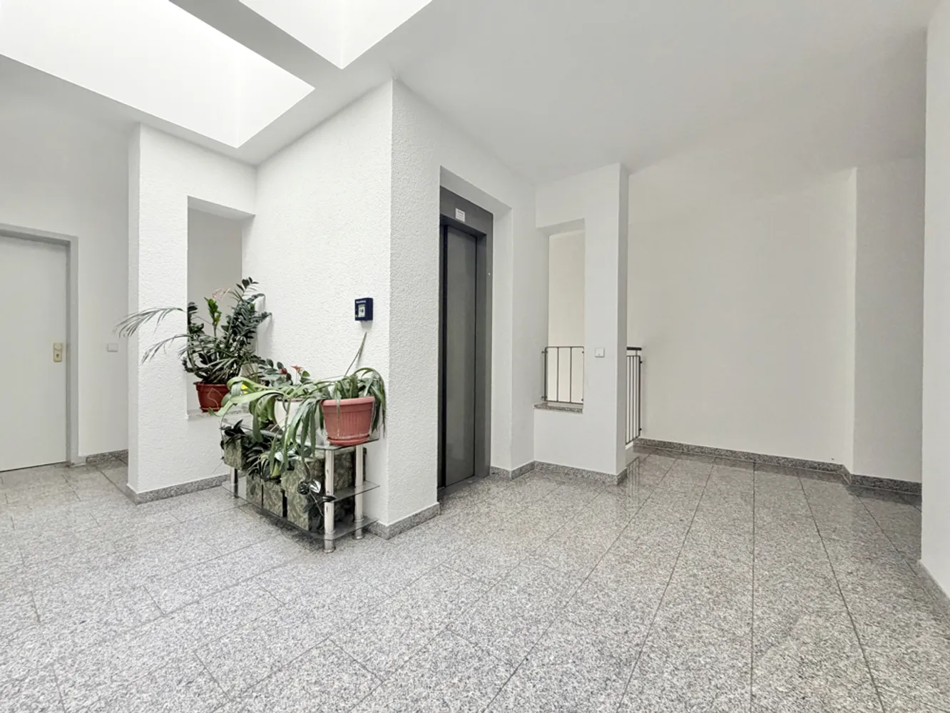 1 room apartment with 38 m² in Chemnitz – Photo 3