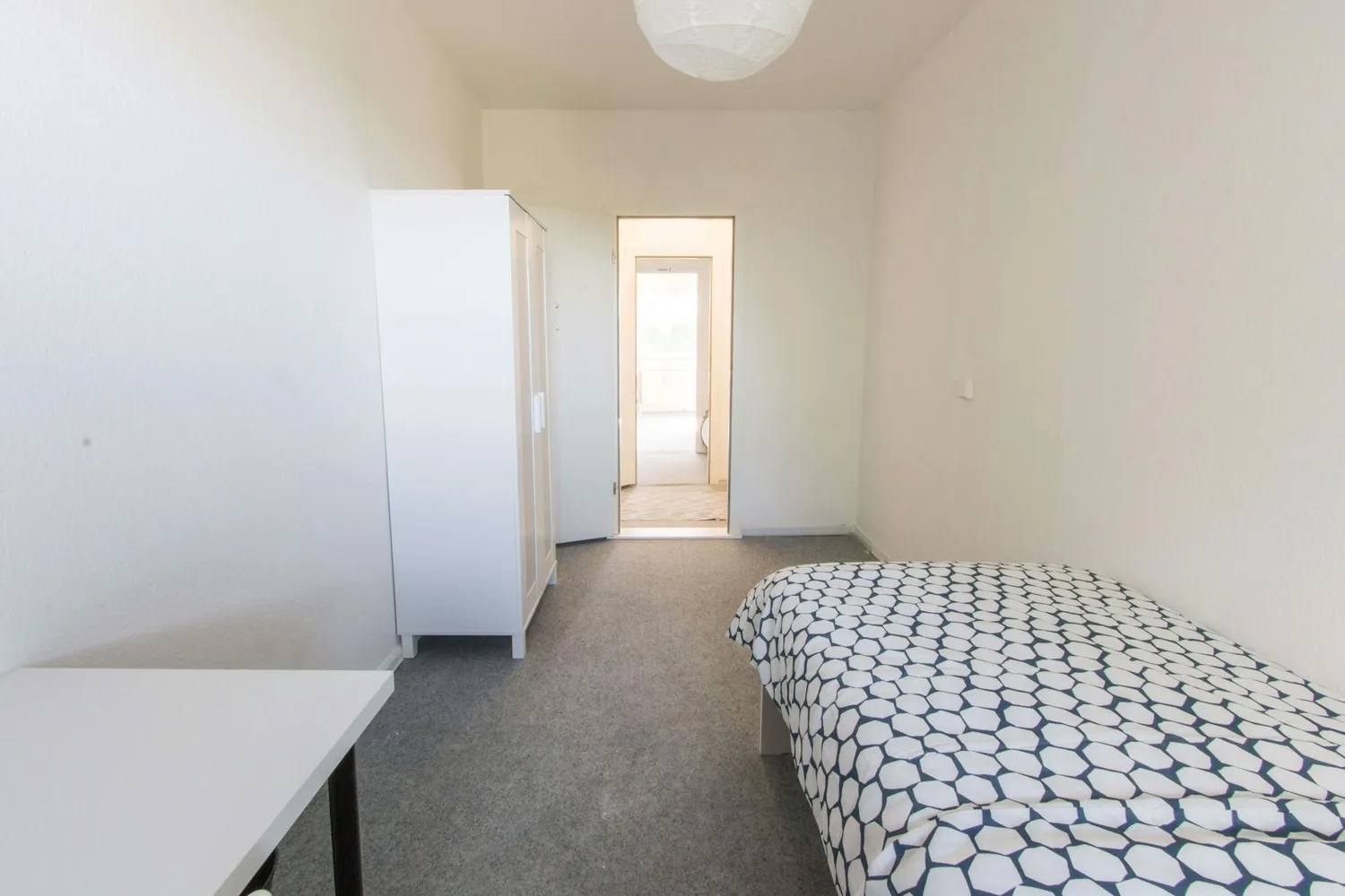 Shared room with 14 m² in Berlin – Photo 3