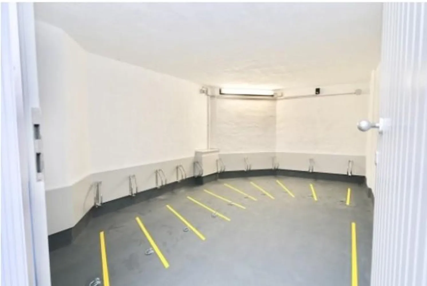 2 Zimmer Wohnung mit 65 m² in Krefeld – Bild 9