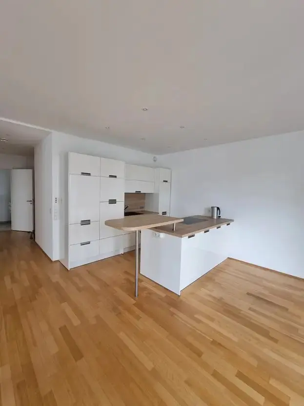 2 Zimmer Wohnung mit 80 m² in Essen – Bild 4