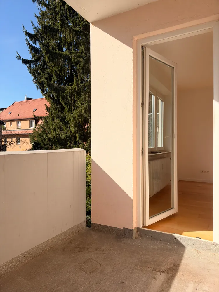 1 room apartment with 30 m² in Munich – Photo 6