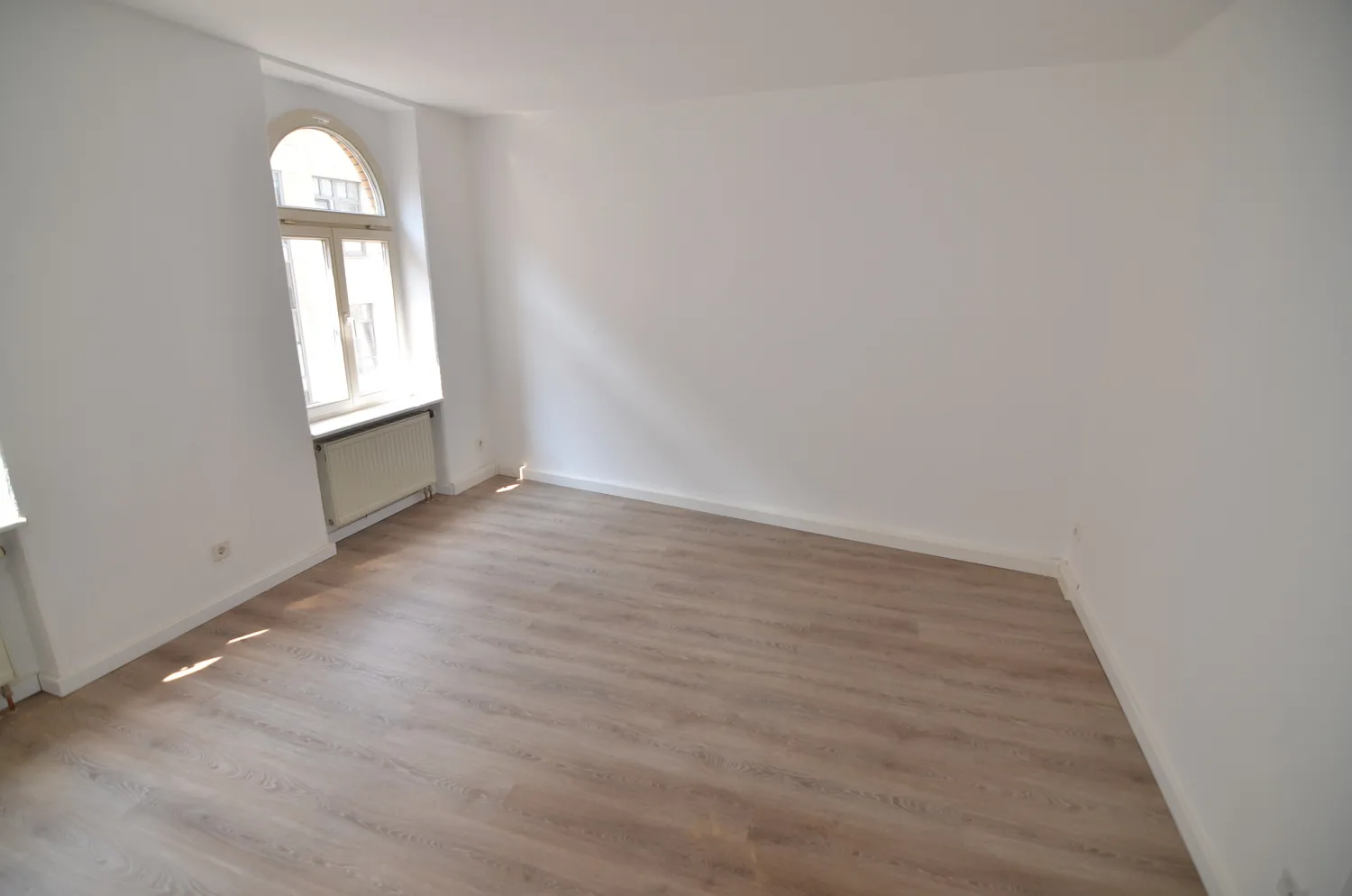 2 Zimmer Wohnung mit 70 m² in Halle (Saale) – Bild 4