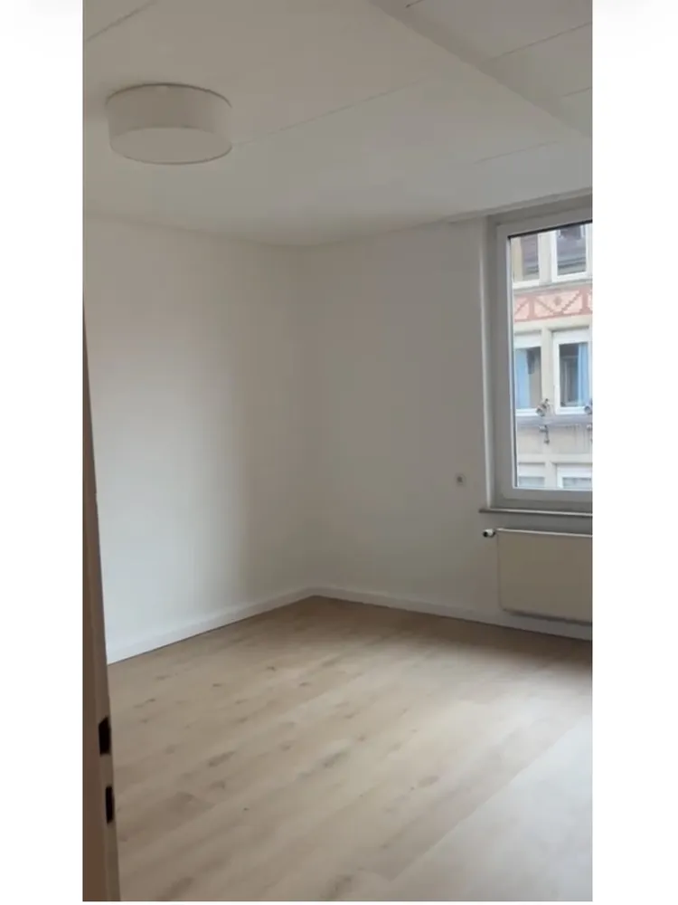 2 Zimmer Wohnung mit 72 m² in Stuttgart – Bild 2