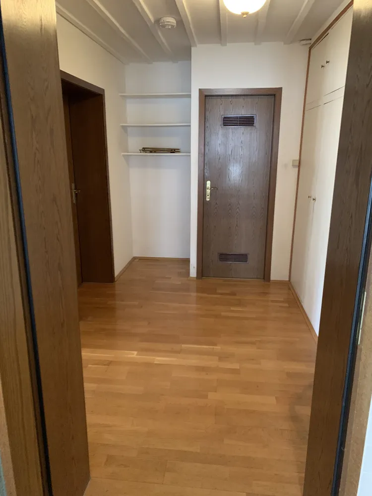 2 room apartment with 67 m² in Munich – Photo 2