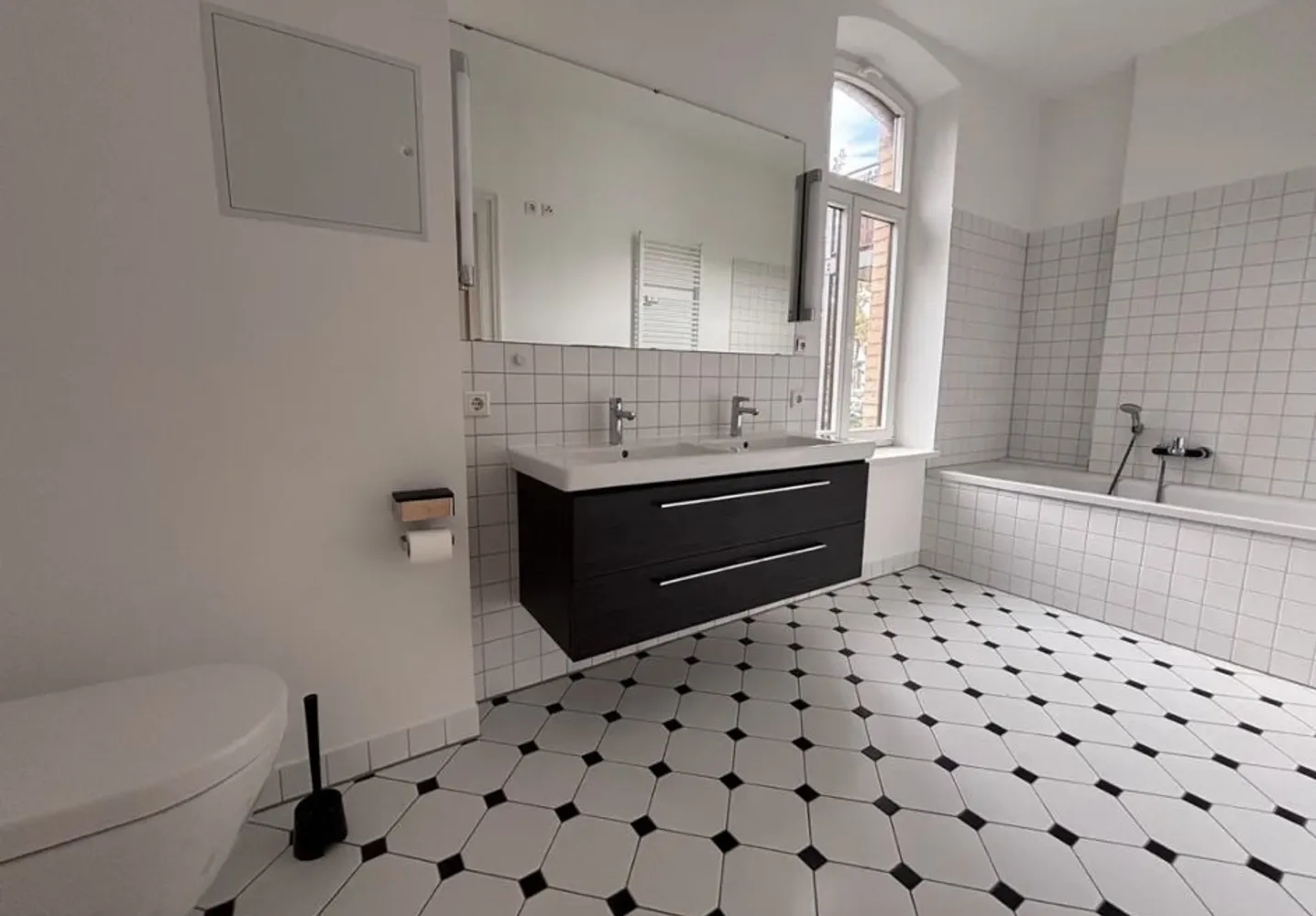 3 Zimmer Wohnung mit 125 m² in Halle (Saale) – Bild 4