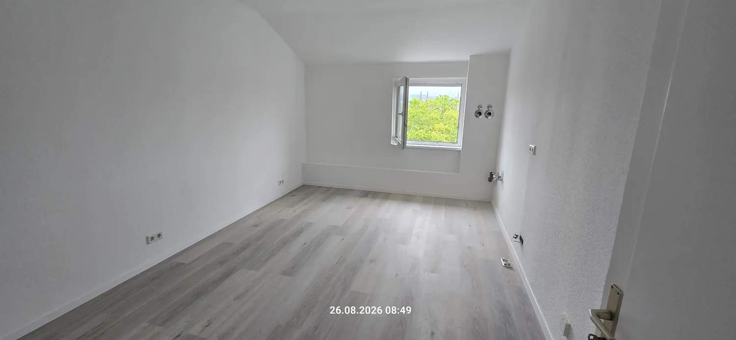 2 Zimmer Wohnung mit 75 m² in Wiesbaden – Bild 5