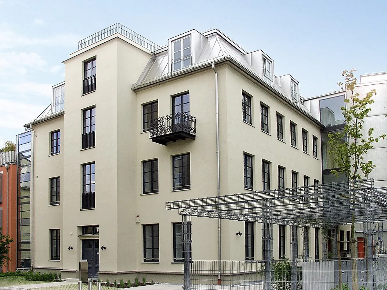 5 Zimmer Wohnung mit 249 m² in München – Bild 12