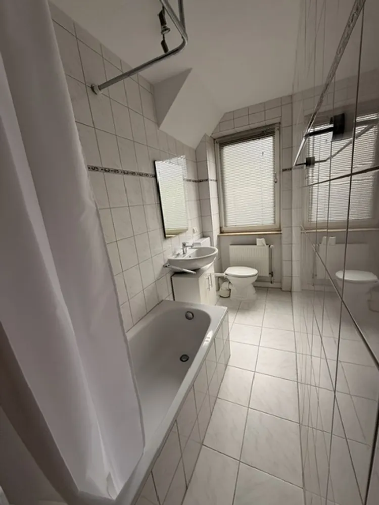 2 Zimmer Wohnung mit 55 m² in Frankfurt am Main – Bild 7