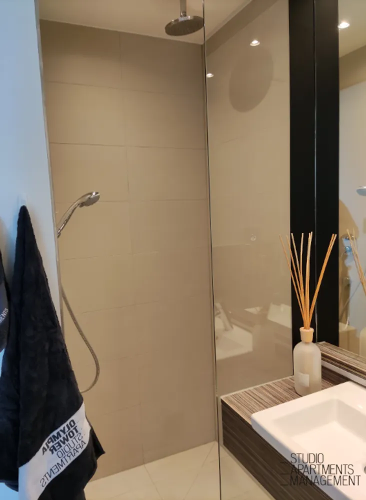 1 room apartment with 38 m² in Munich – Photo 8