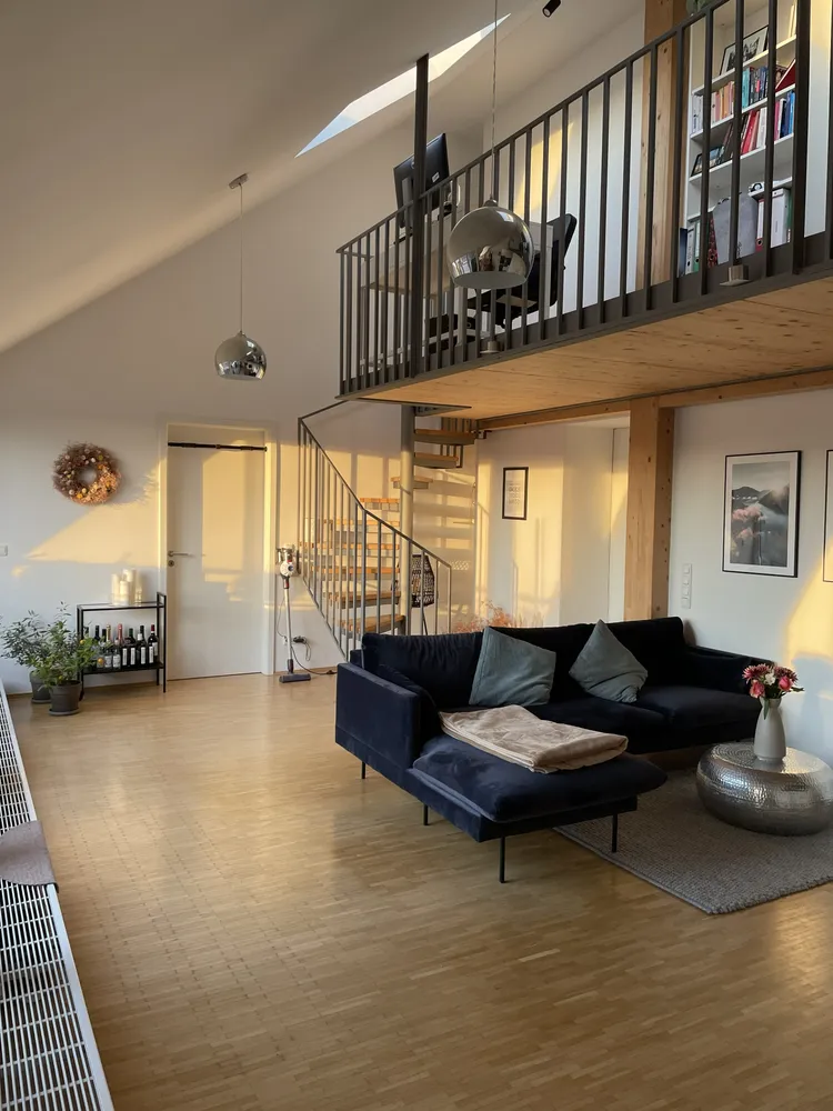2 Zimmer Wohnung mit 79 m² in München – Bild 2