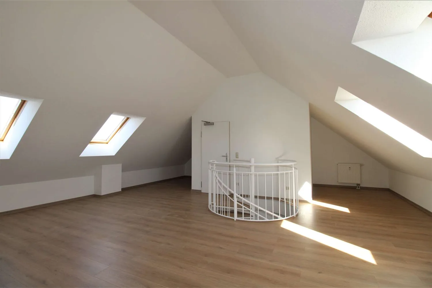 3 Zimmer Wohnung mit 90 m² in Leipzig – Bild 2