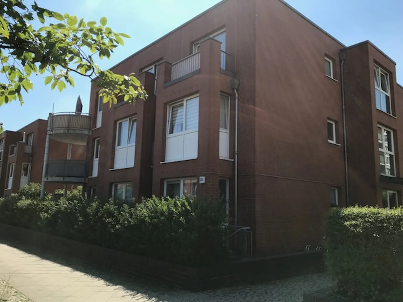 2 Zimmer Wohnung mit 74 m² in Berlin – Bild 1