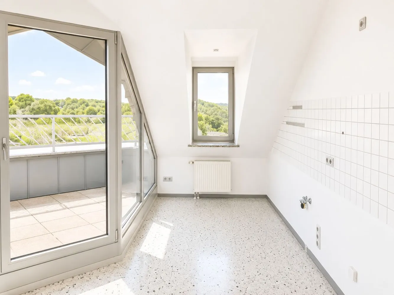 3 room apartment with 93 m² in Saarbrücken – Photo 8