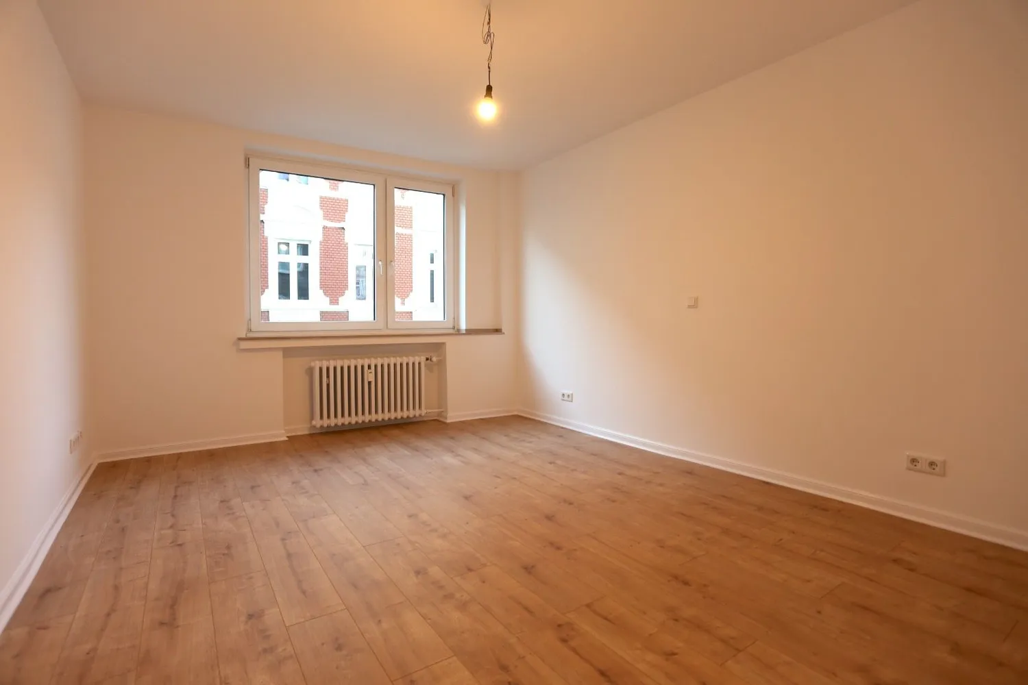2 room apartment with 58 m² in Düsseldorf – Photo 1