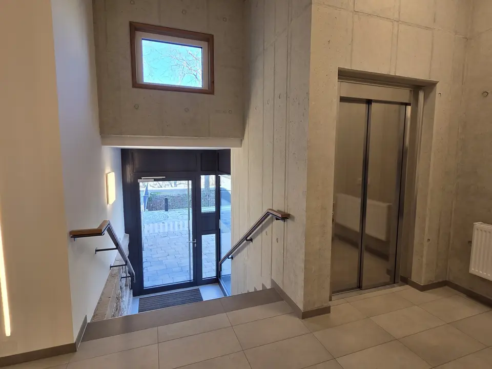 2 Zimmer Wohnung mit 94 m² in Meiningen – Bild 6