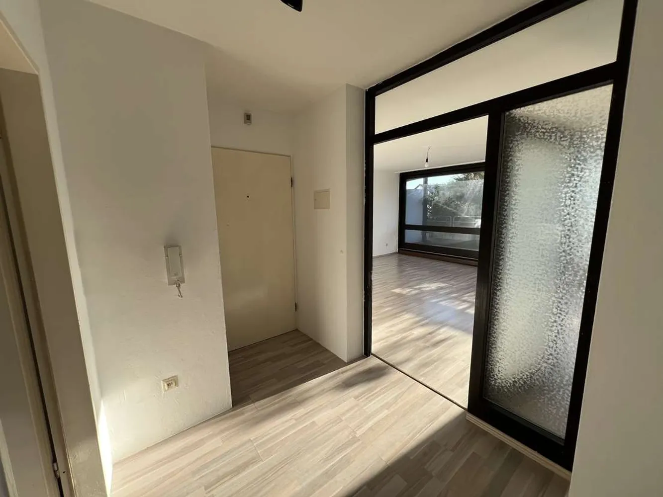 2 Zimmer Wohnung mit 63 m² in München – Bild 2
