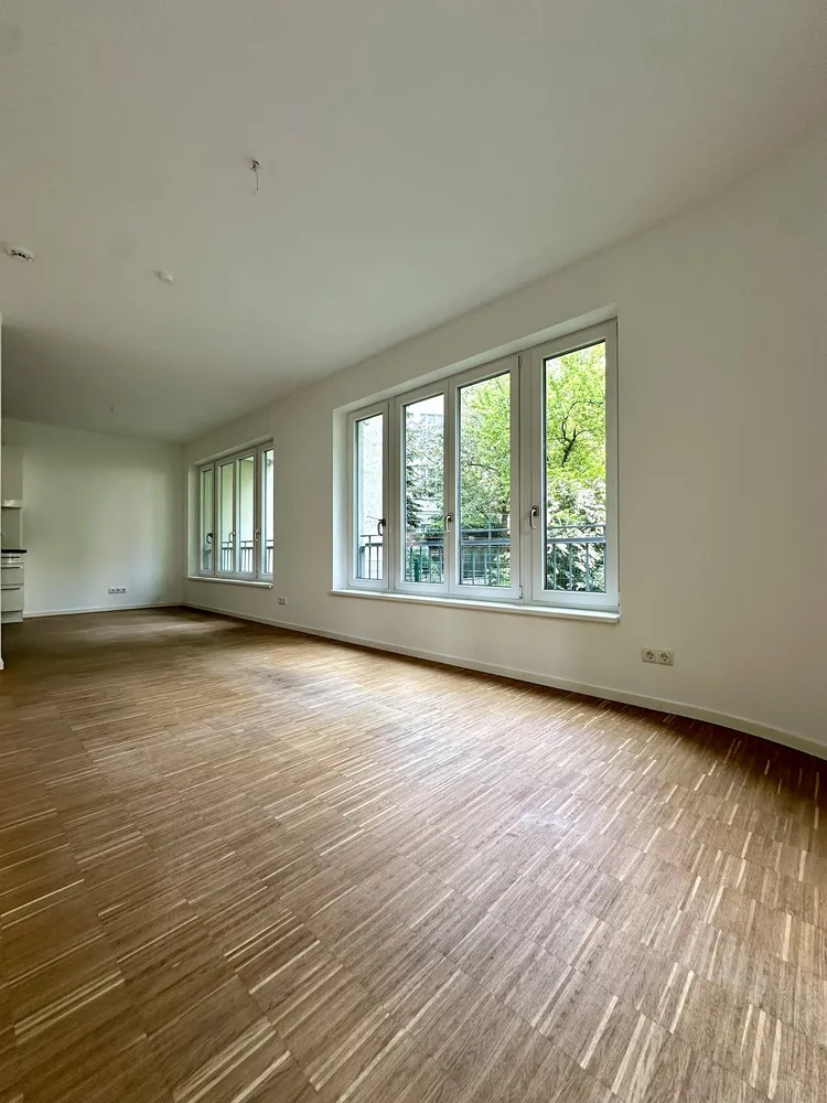 4 room apartment with 110 m² in Berlin – Photo 1